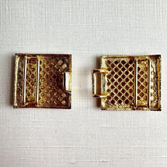 Gold Tone Lattice Belt Buckle - Picture 4 of 6